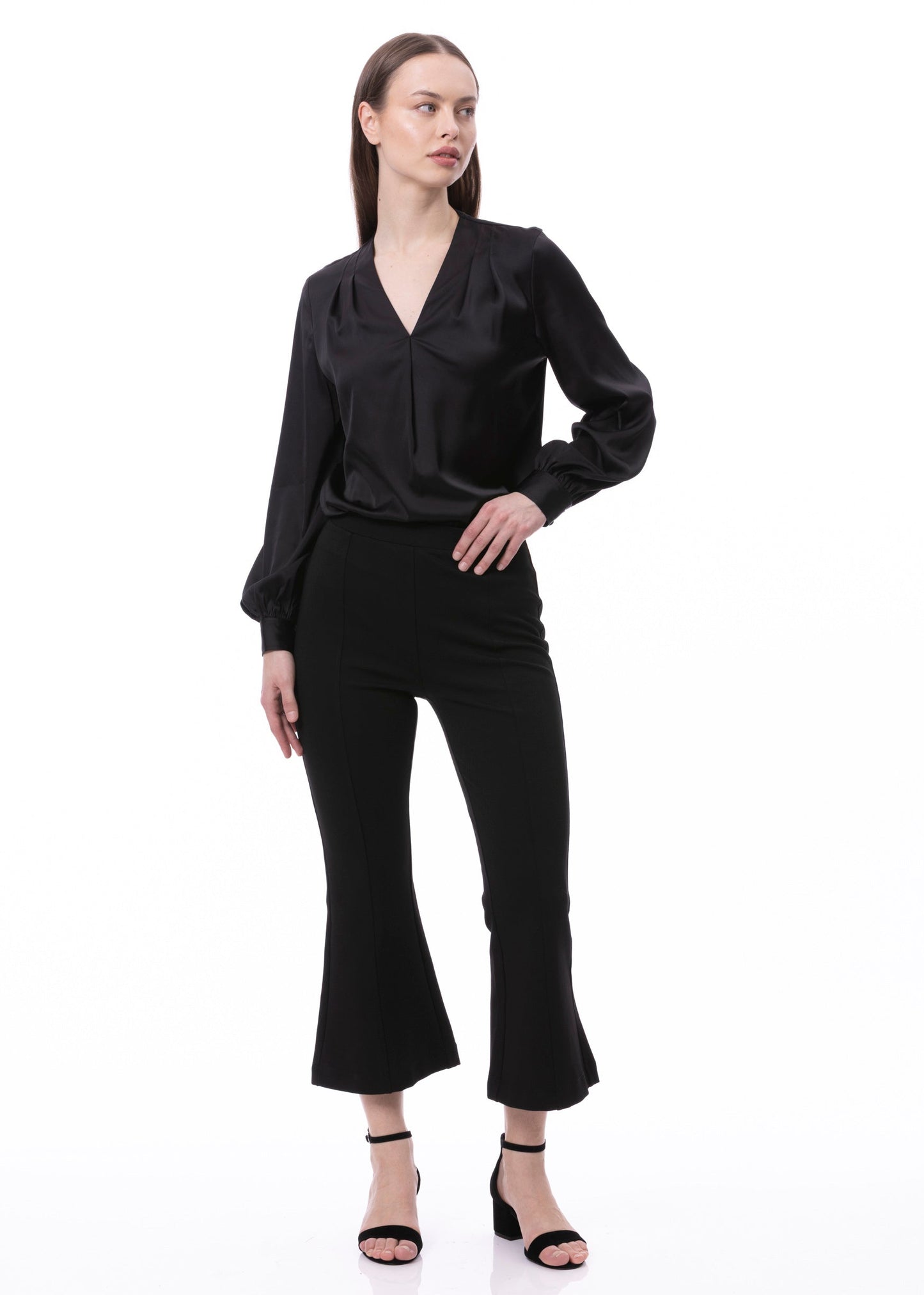V-neck Pleat Detail Balloon Long Sleeve Blouse In Black Solid