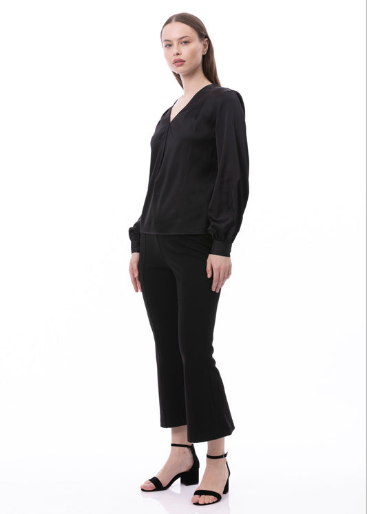 V-neck Pleat Detail Balloon Long Sleeve Blouse In Black Solid