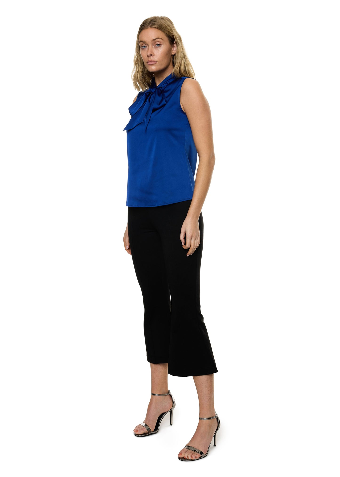 Bow Tie Sleeveless Blouse (Solid)