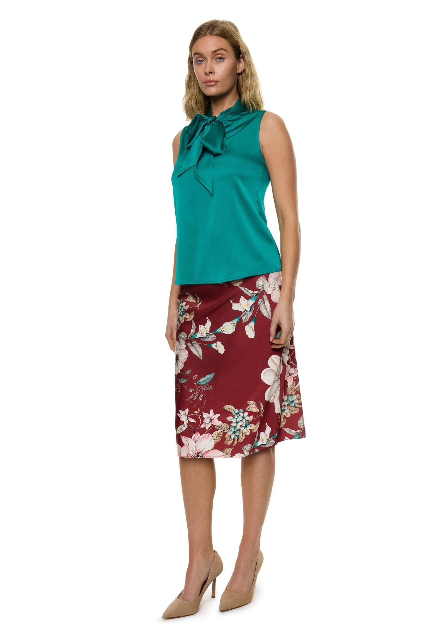 Bow Tie Sleeveless Blouse (Solid)