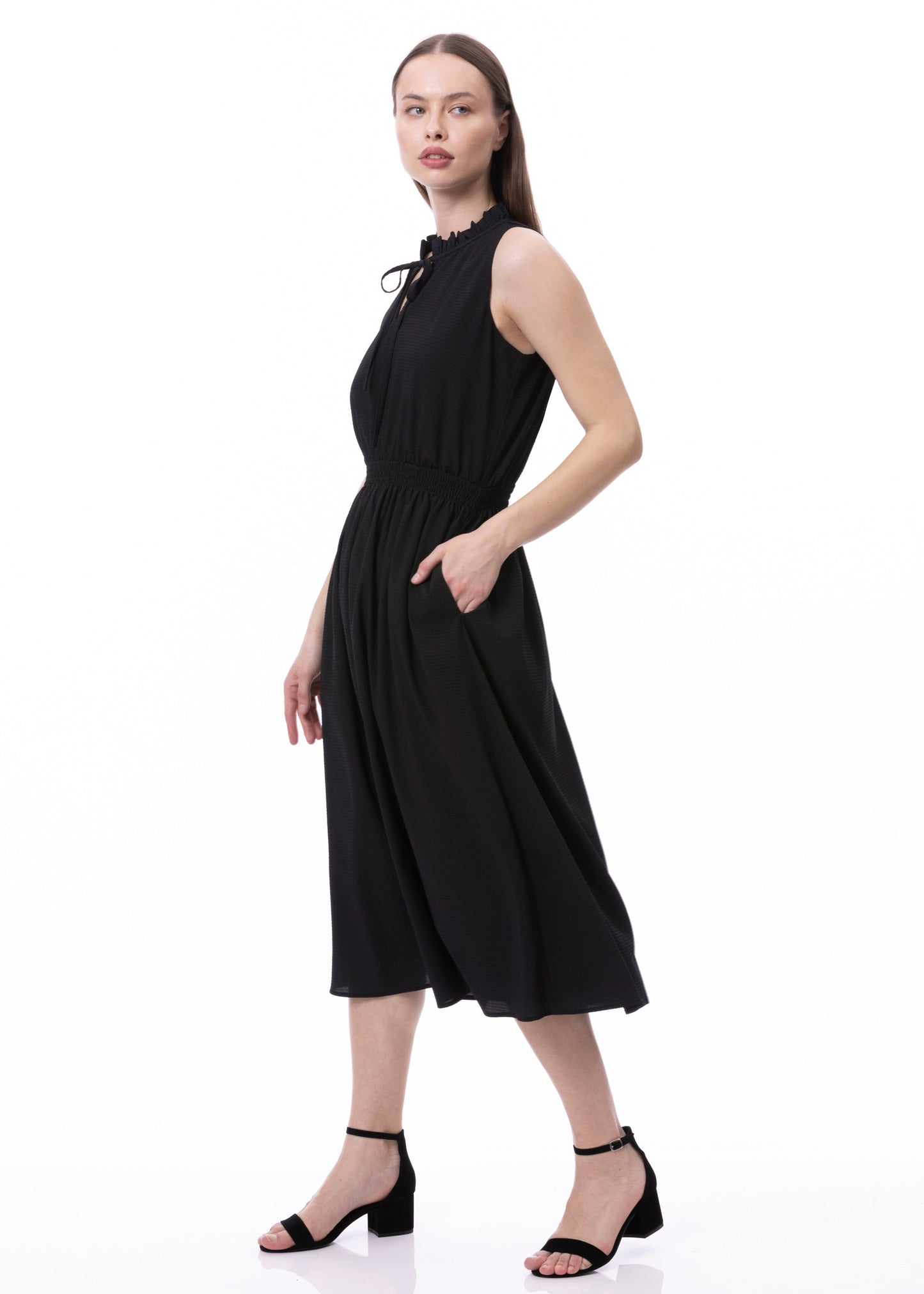 Sleeveless Smocked Waist Tie Front Dress With Pockets In Black Solid